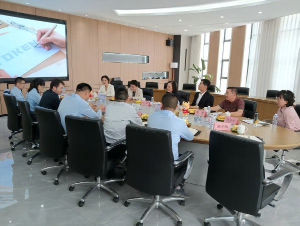 Delegation from China Chamber of Commerce for Import & Export of Machinery & Electronic Products Visits TKG