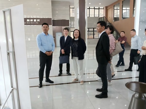 Delegation from China Chamber of Commerce for Import & Export of Machinery & Electronic Products Visits TKG