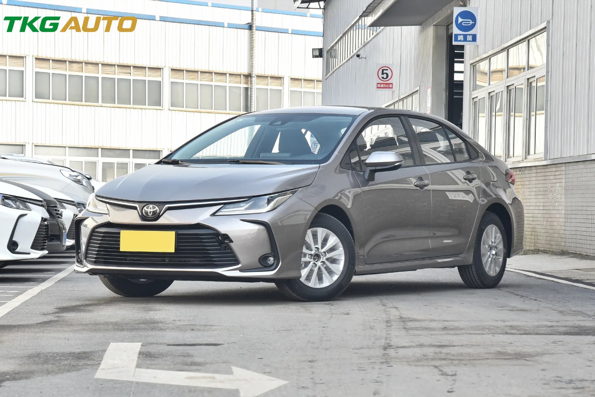 Toyota Corolla 4 · Vehicle photo gallery · 1